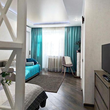 Бирюзовый Стиль Černihiv Esterno foto